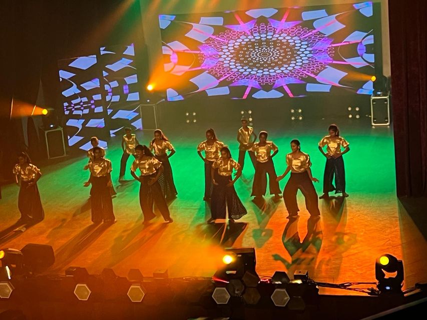 Dance, dance, dance